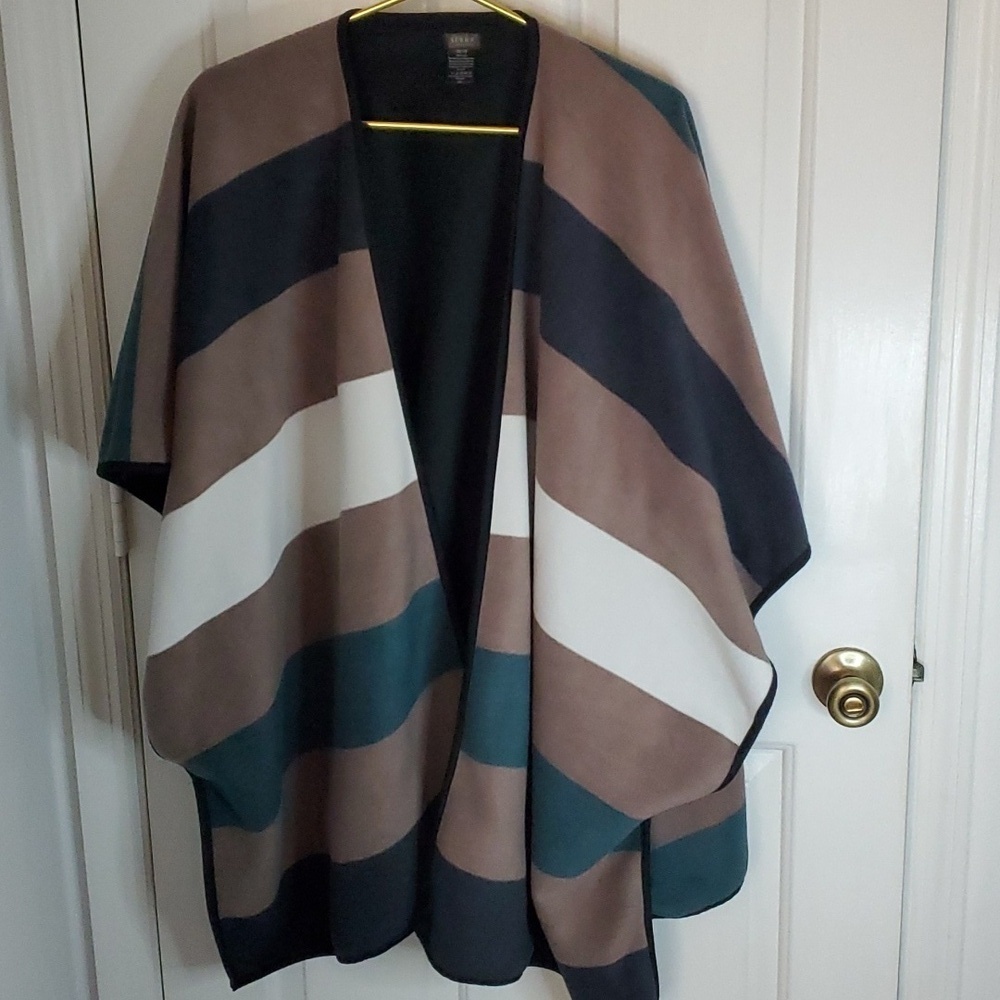 Serra Womens Blanket Fleece Shawl, One Size Toggle Side Close, Drape, Open Front